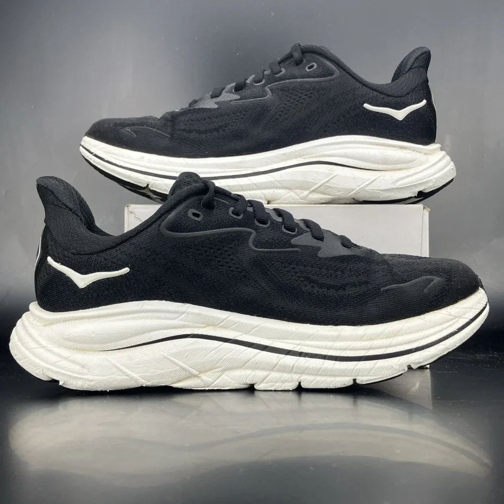Hoka One One Clifton 10 Wide - Women's Size 7D 'Black/White' (1162050 BWHT)